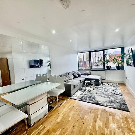 Luxury 2 Bed Entire Apartment-Near Tube & Shopping Centre Harrow Exteriör bild